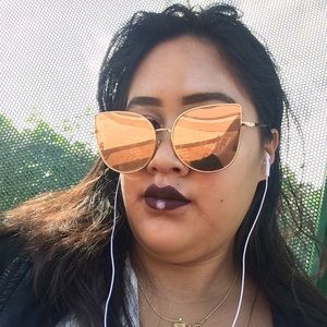 Meet your Posher, Hailey